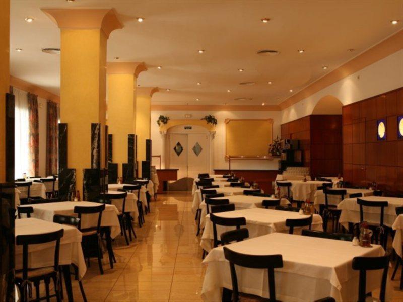 Hotel Costa Brava بلانيس المظهر الخارجي الصورة